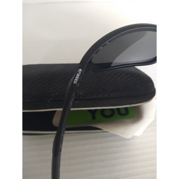 Enkeeo Black Polarized Sports Sunglasses with case cloth and card lightweight - Picture 5 of 14